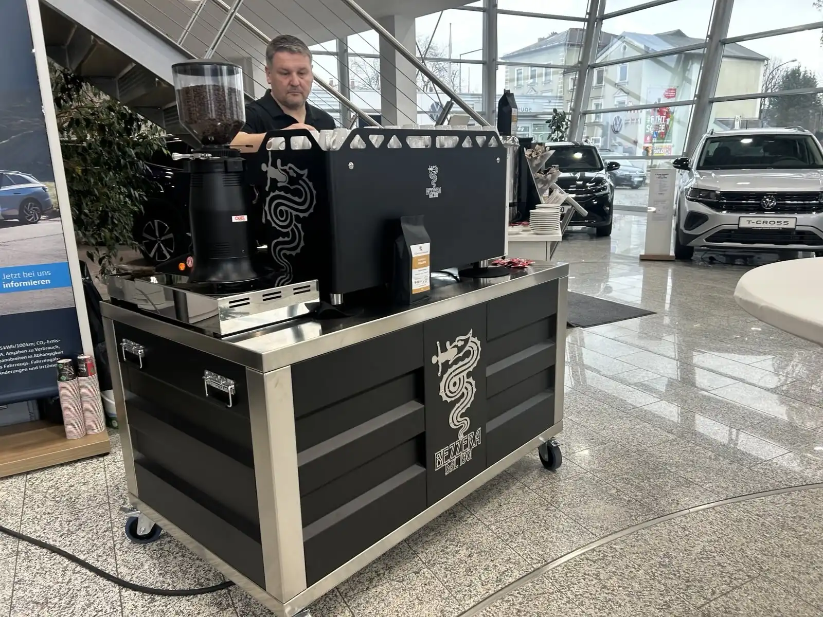 Alpresso mobiler Kaffeebar im Autohaus